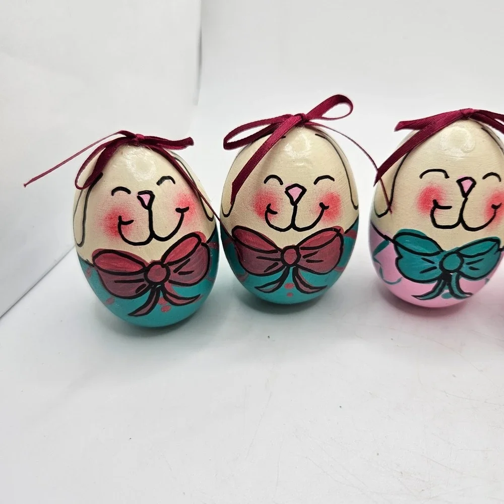 Set of 6 Hand Painted Wooden Easter Bunny Eggs Folk Art Rabbit Shelf Table Decor